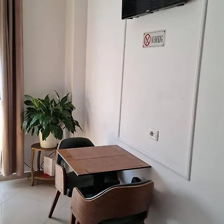 Bela 2 Tirana